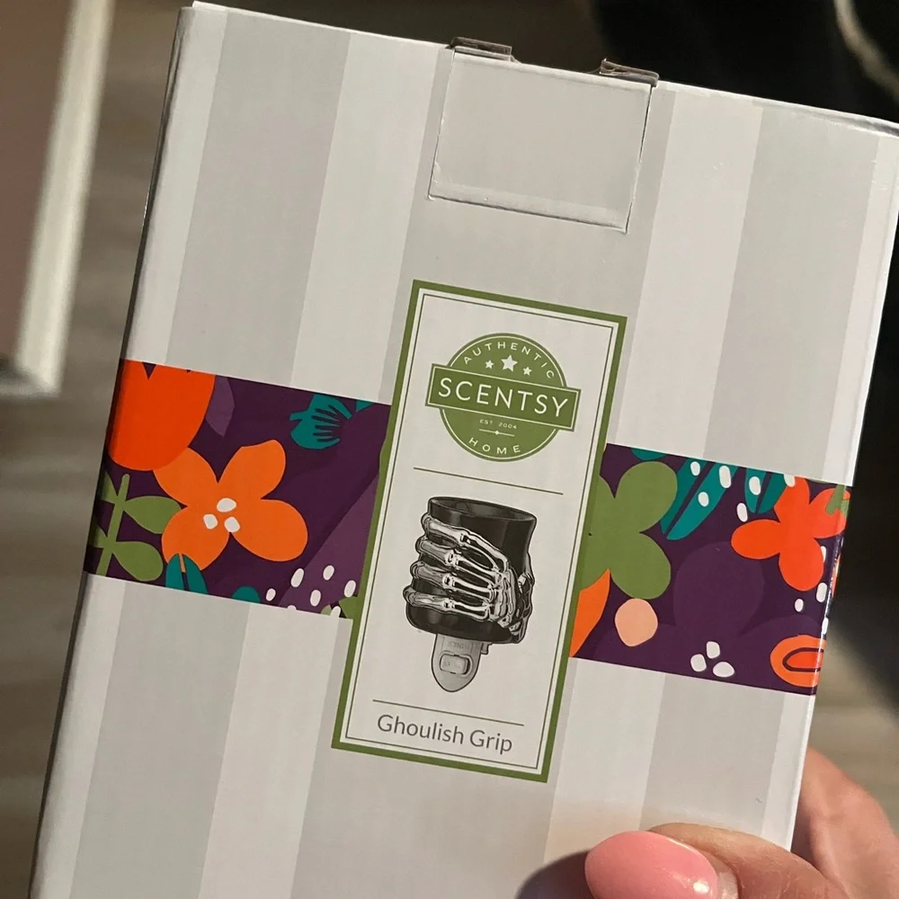 Goulish Grip Mini Plug In..*Price Is Firm* - Picture 2 of 2